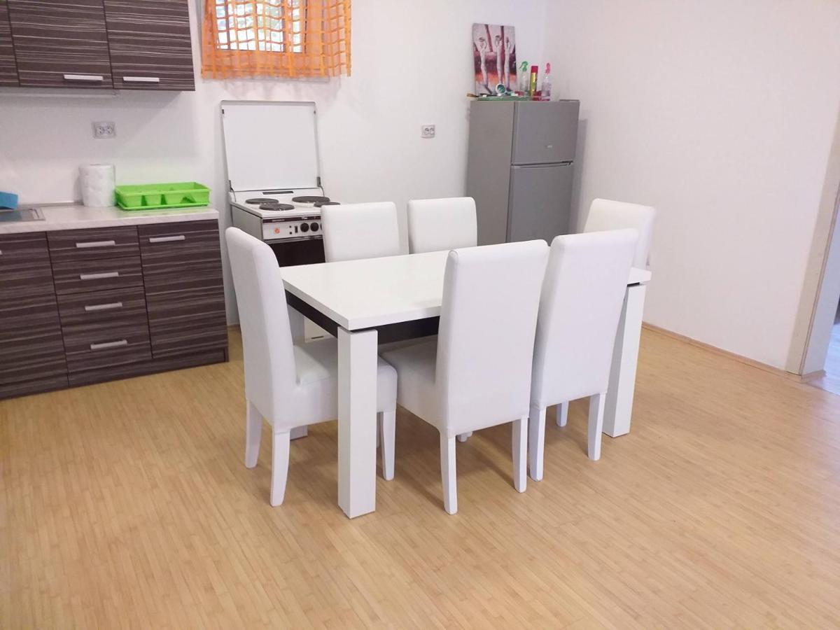 Apartmani Grza Paraćin 外观 照片